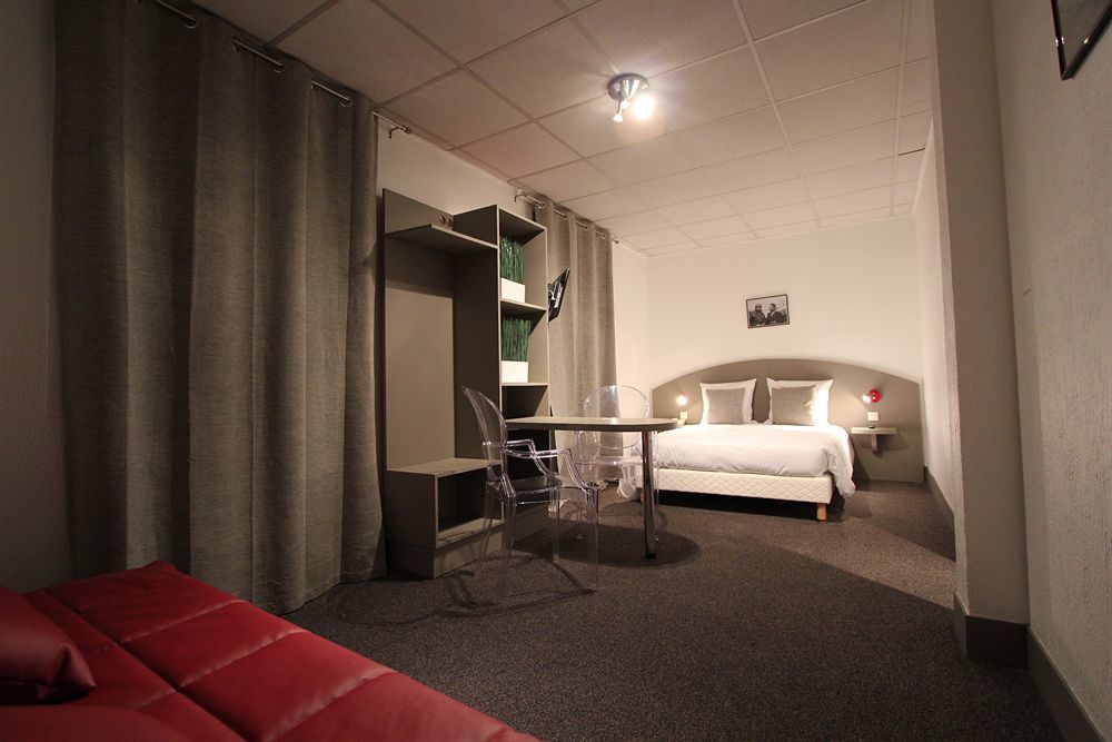 Hotel Vol De Nuit Purpan Toulouse Exterior foto